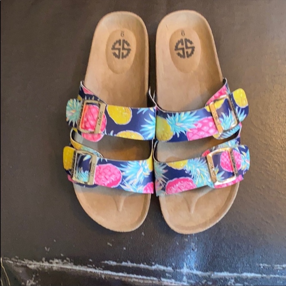 Women’s sandals